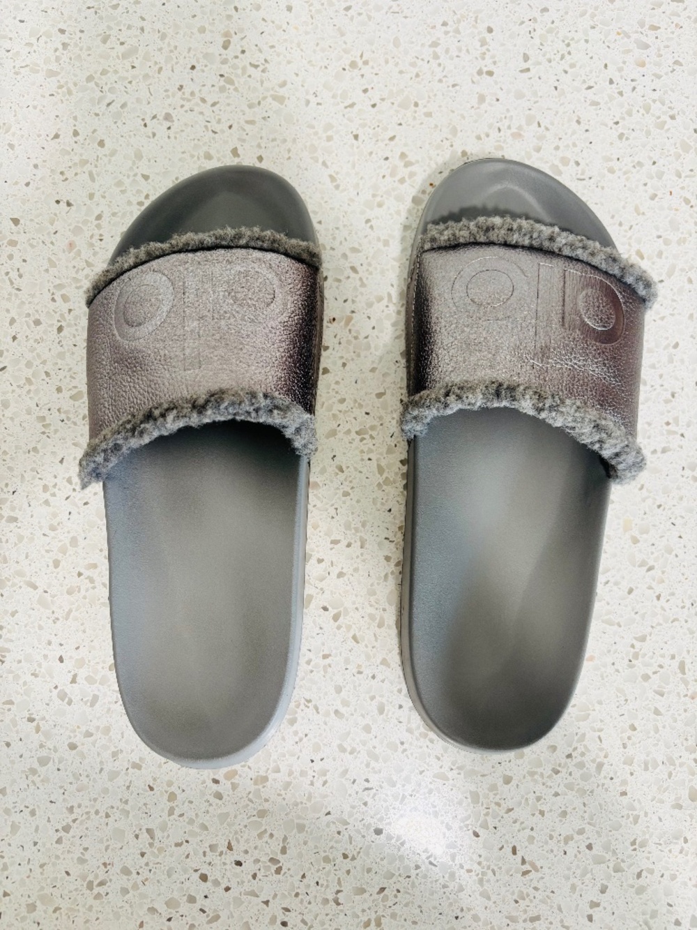 Alo Yoga Slides Sandals SZ 7